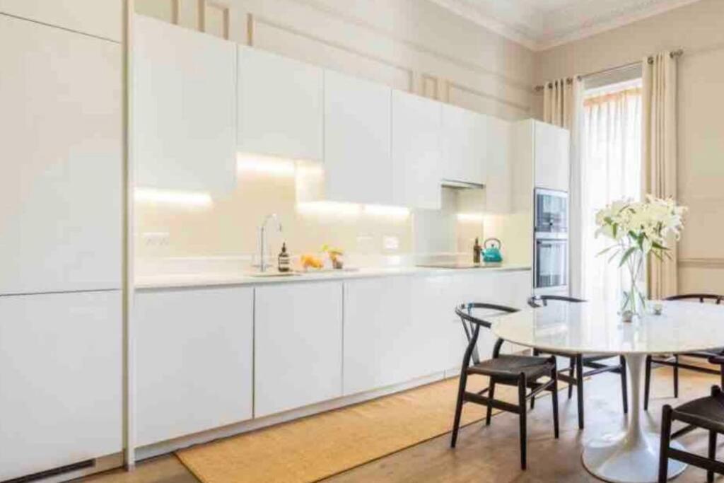 Apartament Charming 1-bedroom In Marylebone Londra
